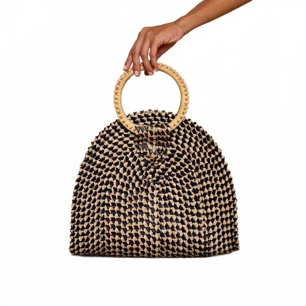 NEW THE WINDING ROAD women's palm leaf handbag in black and natural